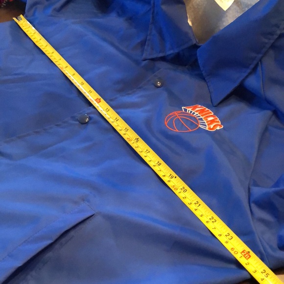 Auburn Sportswear NY Knicks Windbreaker button-down pull tie hem, elastic wrists - Picture 12 of 12